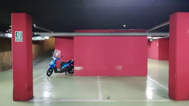 Parking de moto 4m² en alquiler - Barcelona — 6