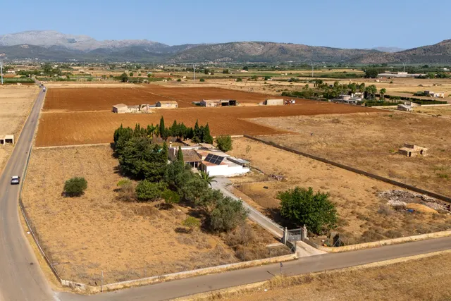 ESPECTACULAR FINCA RÚSTICA CON MOLINO EN MURO — 41