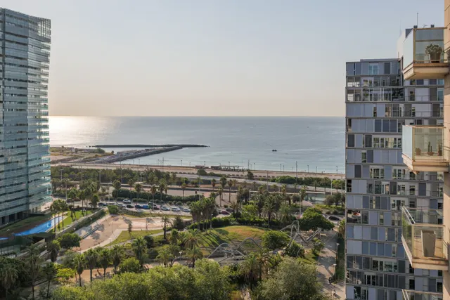 Piso en Diagonal Mar Con Vistas Al Mar — 30