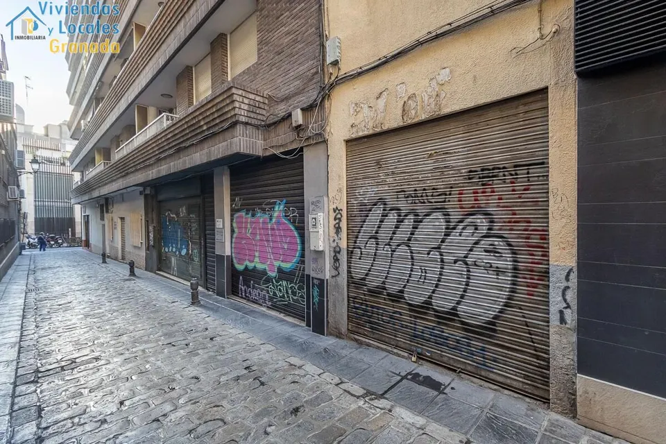 Local de 2 plantas en Granada