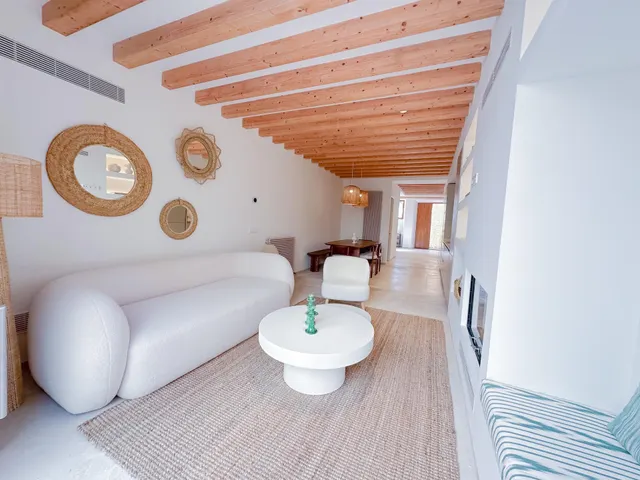 Casa con carácter y vistas a la Tramuntana en Mancor de la Vall — 20