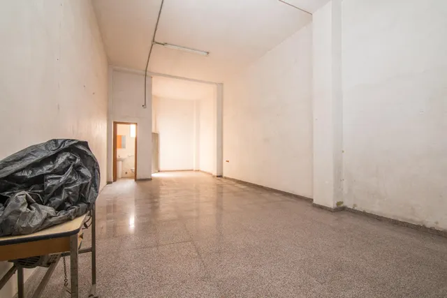 LOCAL EN VENTA EN CALLE FILET DE FORA — 19