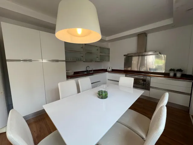 FINCA RÚSTICA EN VENTA CON PISCINA Y JARDÍN — 13