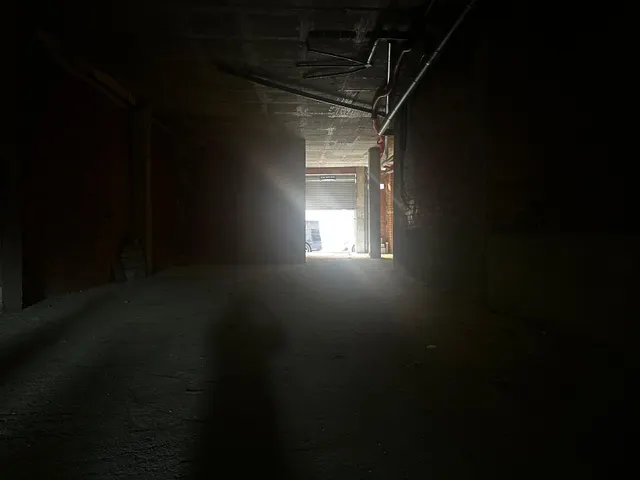 ¡Oportunidad Imperdible en el Corazón de Villena! Local Comercial a la Venta — 11