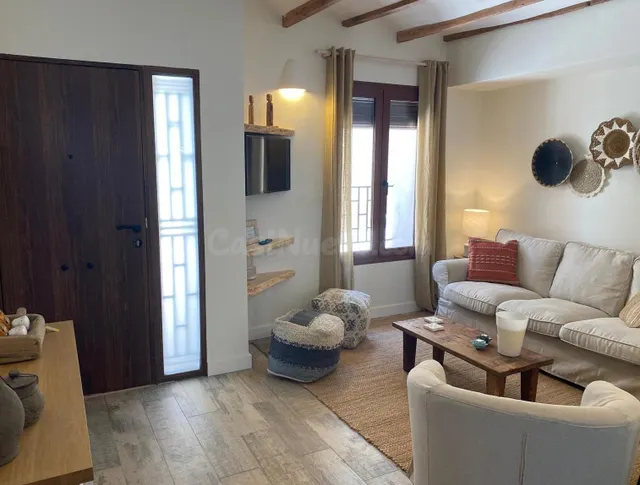 Casa de pueblo reformada con 3 dormitorios y terraza en Jaló - foto 3