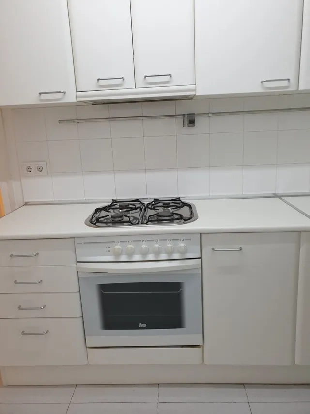Piso 60m2 , 3 habitaciones , calefacción , ascensor — 7