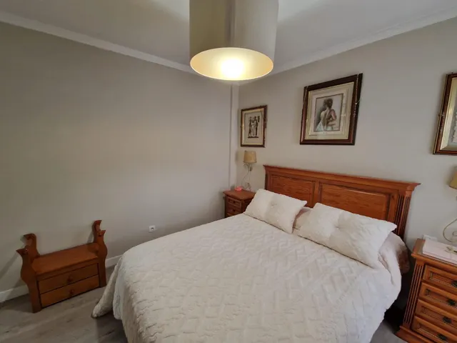 AOC VENDE PISO TOTALMENTE REFORMADO EN LOMINCHAR 2,HAB,2 BAÑOS, GARAJE Y TRASTERO. — 28