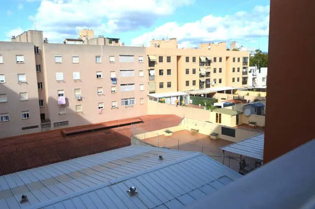 AMPLIO PISO DE CUATRO habitaciones EN ZONA PLAZA PARIS/ESCORXADOR — 32