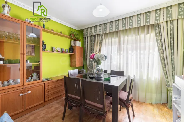 CASA HACIENDO ESQUINA EN CALLE GOYA (ARMILLA) - foto 4