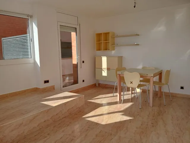 PRECIOSO PISO PLANTA BAJA EN PRIMERA LINEA DE MAR DE SEGUR DE CALAFELL — 11