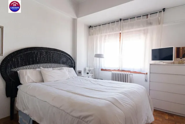 Chalet 4 habitaciones 328m² en venta - CÉNTRICO - foto 4