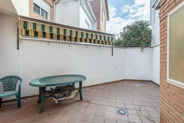Encanto, luz y calidad de vida en Ogíjares, a un paso de Granada Vendemos esta casa — 10