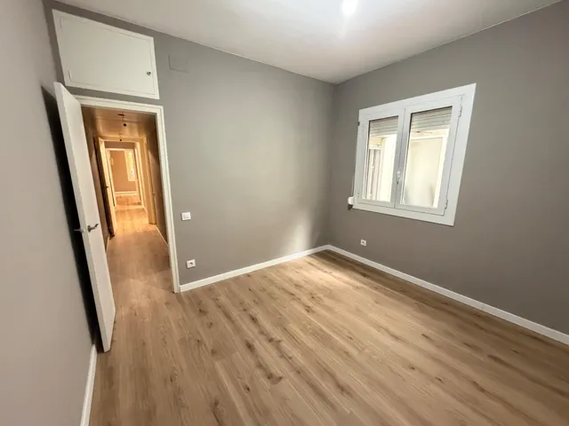 Piso reformado de 3 habitaciones con patio en Gràcia — 5