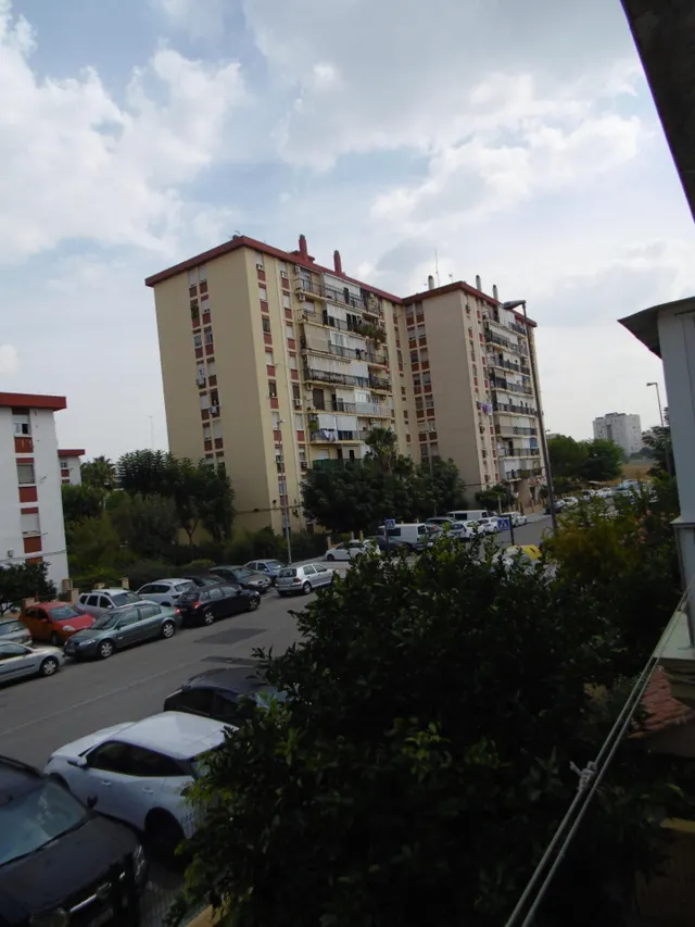 Piso reformado con terraza y ascensor — 13