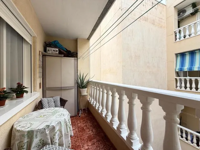 Apartamento 1 habitación 48m² en venta - Estacion de autobuses — 23