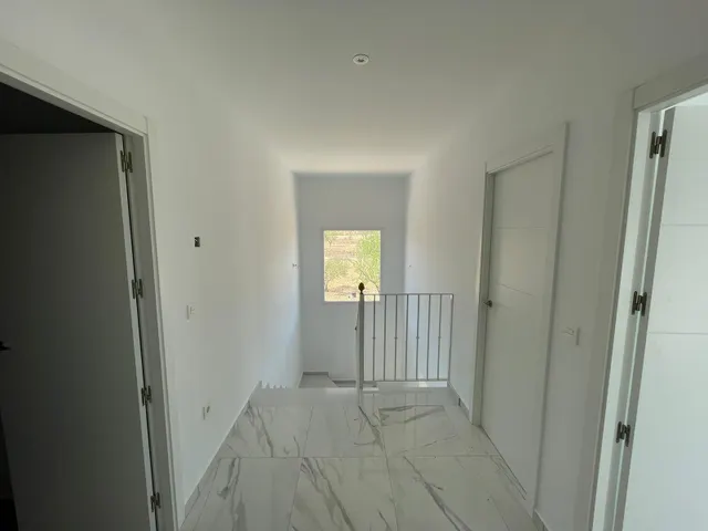 VILLAS DE OBRA NUEVA EN PINOSO — 10