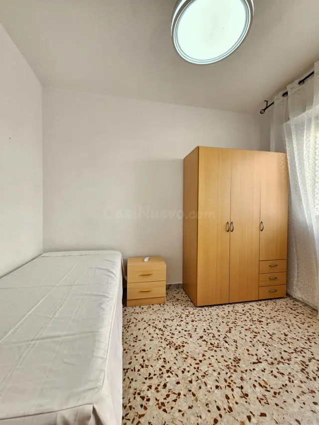 2 habitaciones DISPONIBLES! EXCLUSIVO PARA CHICAS ESTUDIANTE - foto 3