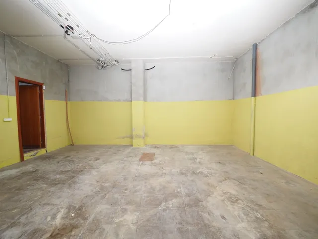 SE VENDA CASA UNIFAMILIAR EN CUBELLES, ZONA MAS TRADER — 29