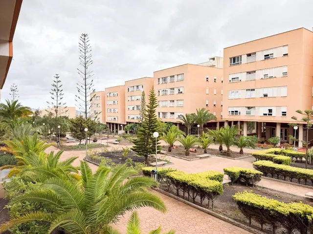 Piso en Avenida Comercial en Las Palmas de Gran Canaria, Islas Canarias, España — 45