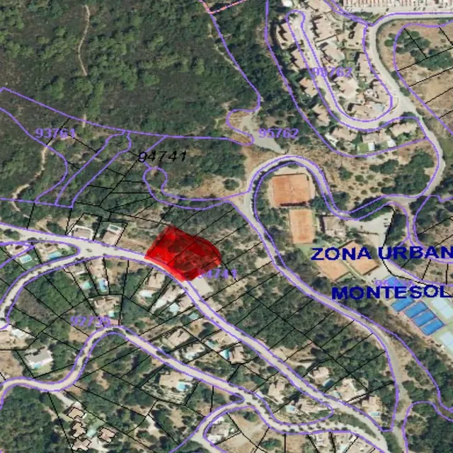 Terreno con vistas al mar en Estepona Forest Hills — 3