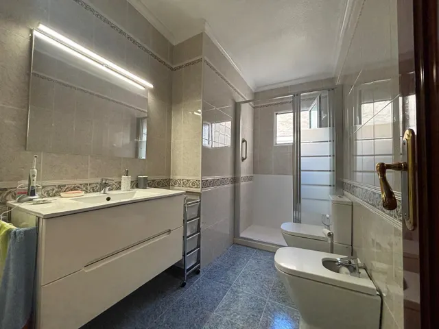 Se vende piso amplio y luminoso en el centro — 22