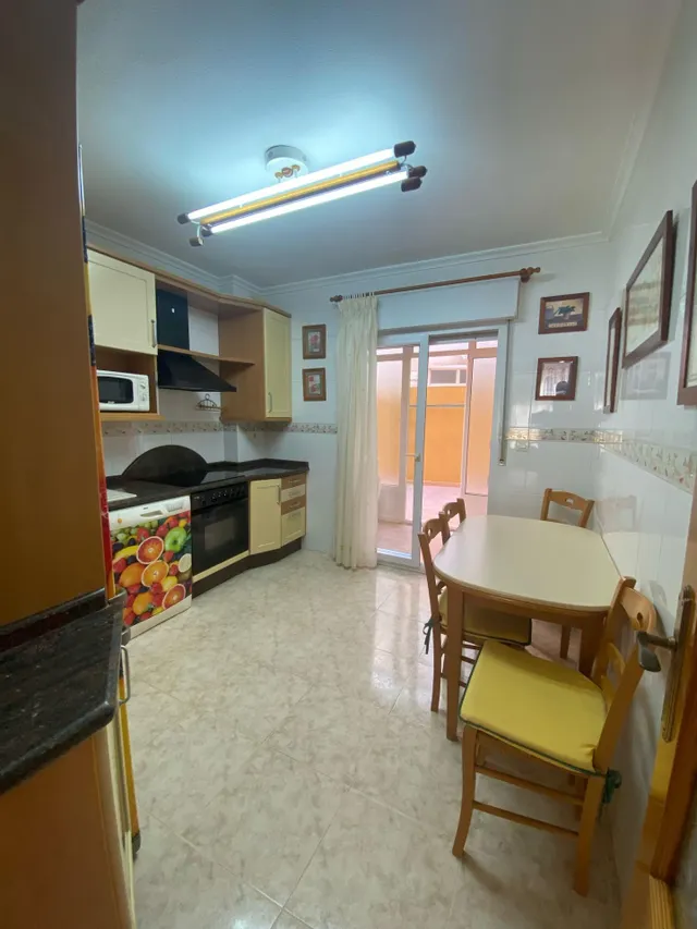 PISAZO DE 4 DORMITORIOS EN EL ALGAR — 25