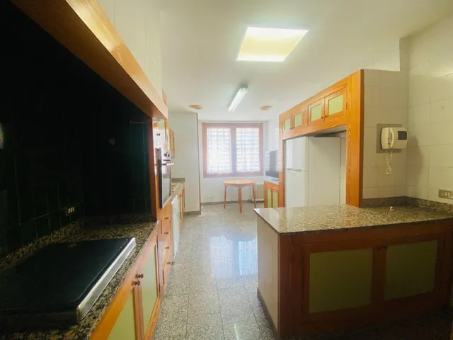 ✨ Amplio piso con gran potencial en Santa Catalina ✨ — 22