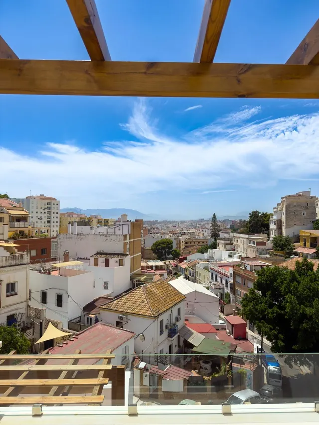 Espectacular ático dúplex con solárium privado y vistas despejadas en Conde de Ureña — 33