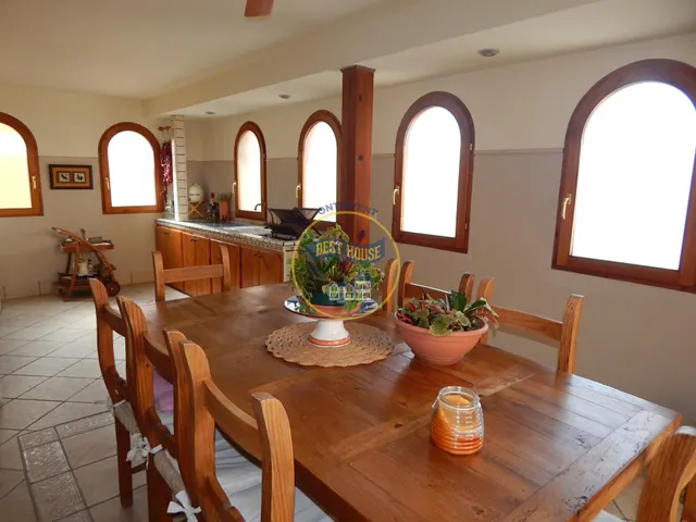 EXCLUSIVA CASA TODO INCLUIDO EN COCENTAINA. — 7