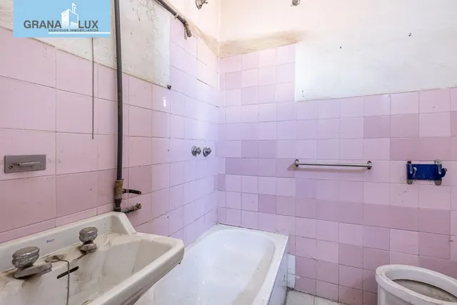 CASA 640 M2 EN CARRETERA DE MURCIA, ALBAYCIN. — 38