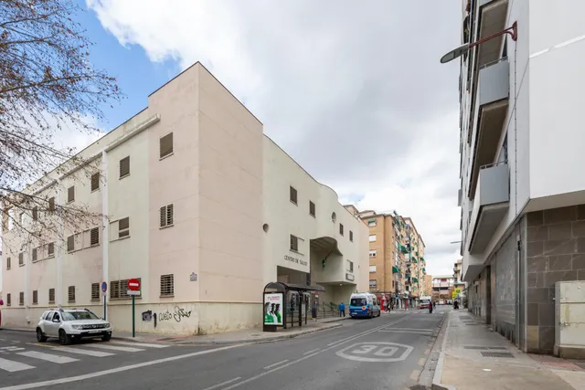 Piso reformado en zona Zaidin — 37