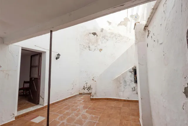 Casa independiente para reformar en el casco antiguo de Vejer de la Frontera — 11
