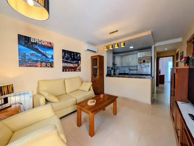 Vivienda en planta baja, 3 dormitorios. — 6