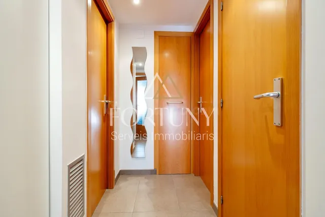 Ático en venta en Raval Sant Pere, Reus. - foto 4
