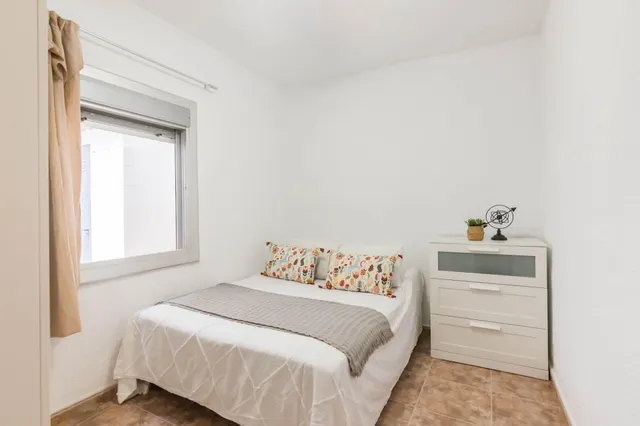 PLANTA BAJA A 200 METROS DE LA PLAYA — 16