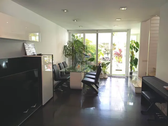 ADOSADO DE 3 habitaciones CON TERRAZA Y GARAJE EN SON PERETÓ - foto 5