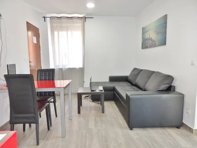 Ocasion inversores edificio en el centro de Alicante, 7 apartamentos reformados y amueblados — 6