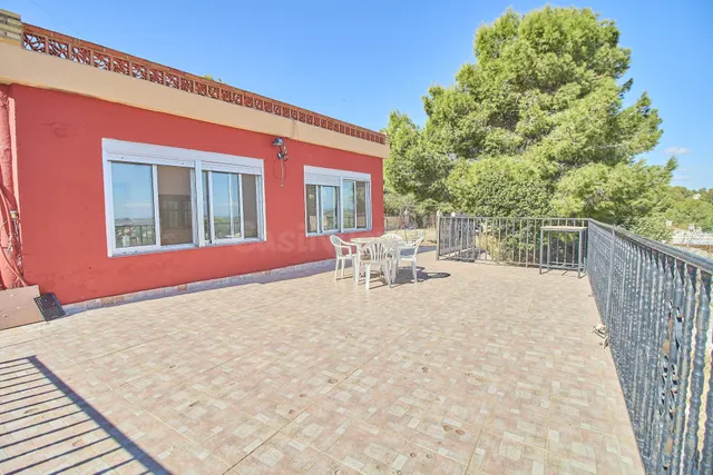 En venta Villa Consuelo a tan solo 1'5 km. de Montserrat - foto 2