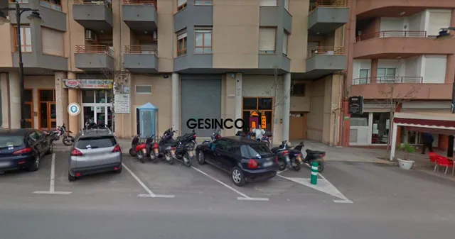 LOCAL COMERCIAL EN ALQUILER EN ONTINYENT - CON SALIDA DE HUM