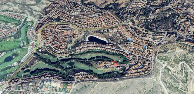 Tu chalet de lujo empieza aquí: primera línea de golf en la calle más exclusiva de altorreal. — 4