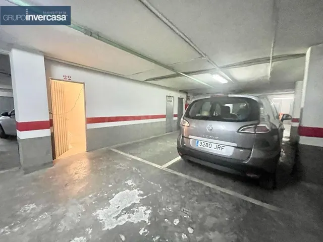 Plaza de garaje y trastero situadas en zona Parque San Onofr