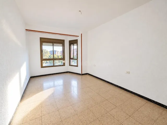 SE VENDE ÁTICO EN TERRASSA, ZONA SANT PERE NORD - foto 3