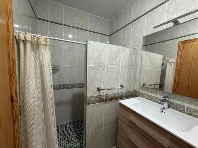 CASA DE PUEBLO CON PATIO — 24