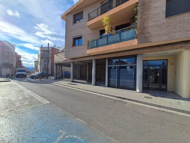 Local comercial en alquiler Igualada - poble sec — 2