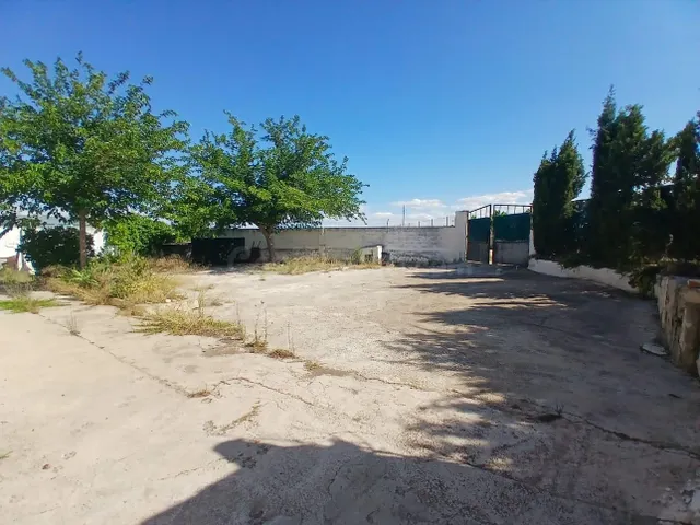 VENTA DE TERRENO CON VARIAS construcciones - foto 4
