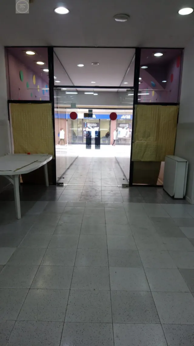 Local en Alquiler con todo el equipamiento — 8