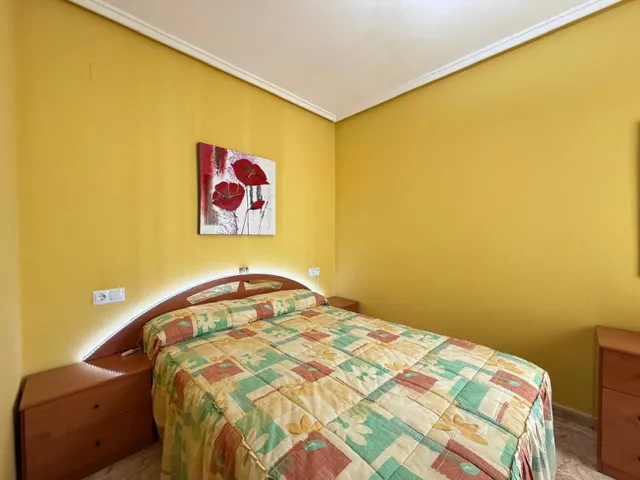 Ático con vistas al mar en av. de las habaneras con vistas al mar. 2 dorm. 1 baño. superficie de 79 m2. — 6