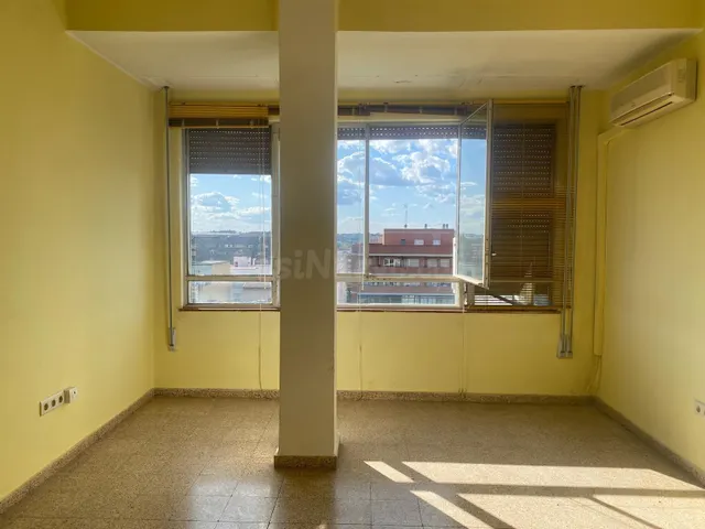 Apartamento para reformar en Cánovas — 4