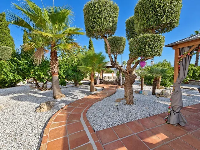 Cuatro casas en una en Alhaurín de la Torre - foto 5