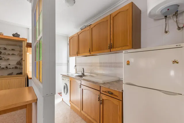 Bungalow planta baja con piscina y jardines en Los Balcones — 10